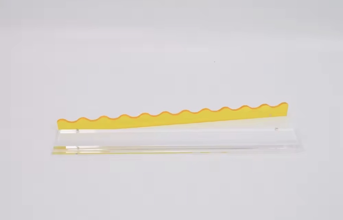 Yellow 44cm acrylic mahjong rack and pusher set